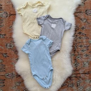 🐝Burt's Bees + Cloud Island Onesies SET